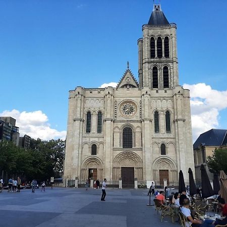 Il & Dg Services Saint-Denis  Luaran gambar
